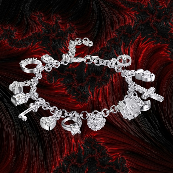 Silver Charm Bracelet❤️ - Picture 1 of 1